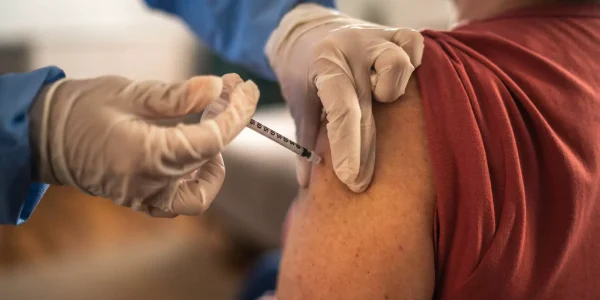 Vacina contra a gripe: saiba o período e a importância de se proteger