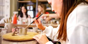 Cerâmica e argila: hobby criativo para fazer em família e com amigos