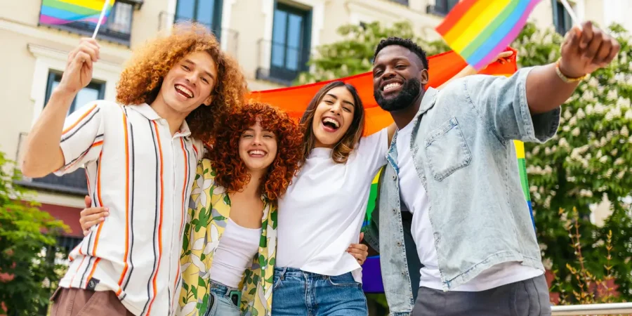Orgulho LGBTQIAPN+: conscientização, história e o significado de cada letra da sigla